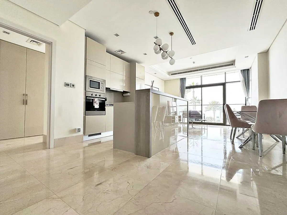 Aura -Direct Seafront 2Br-Palm Apartment Dubai 0*,